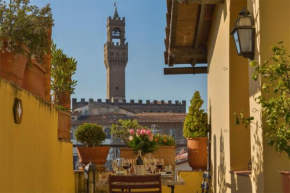 Charming Altana With Tower View, Florence
